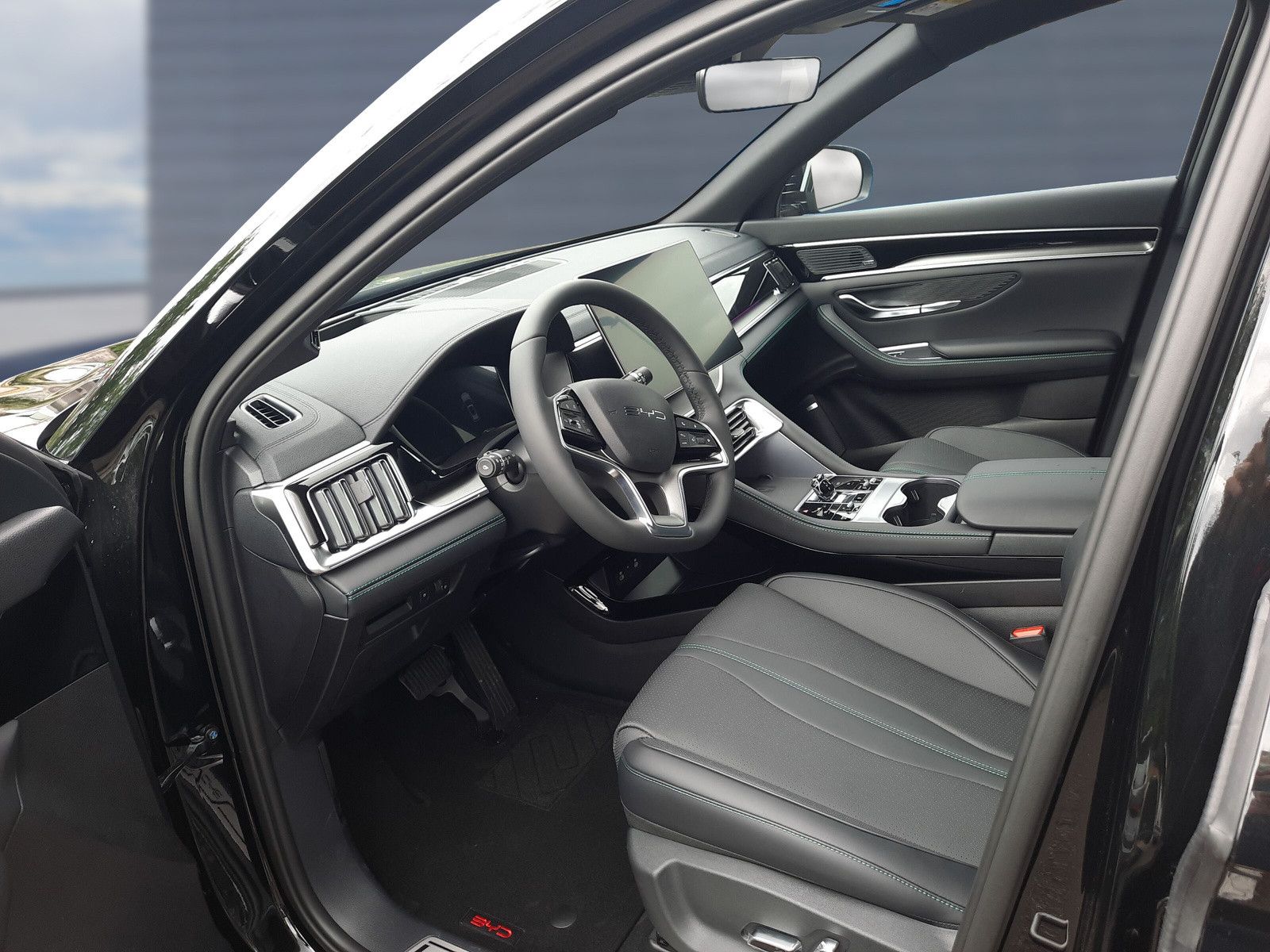 BYD SEAL