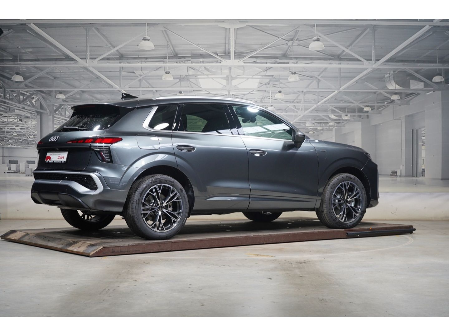 Audi Q3 SUV e-hybrid Tech Plus S line ACC 19-Zoll KAM foto 3