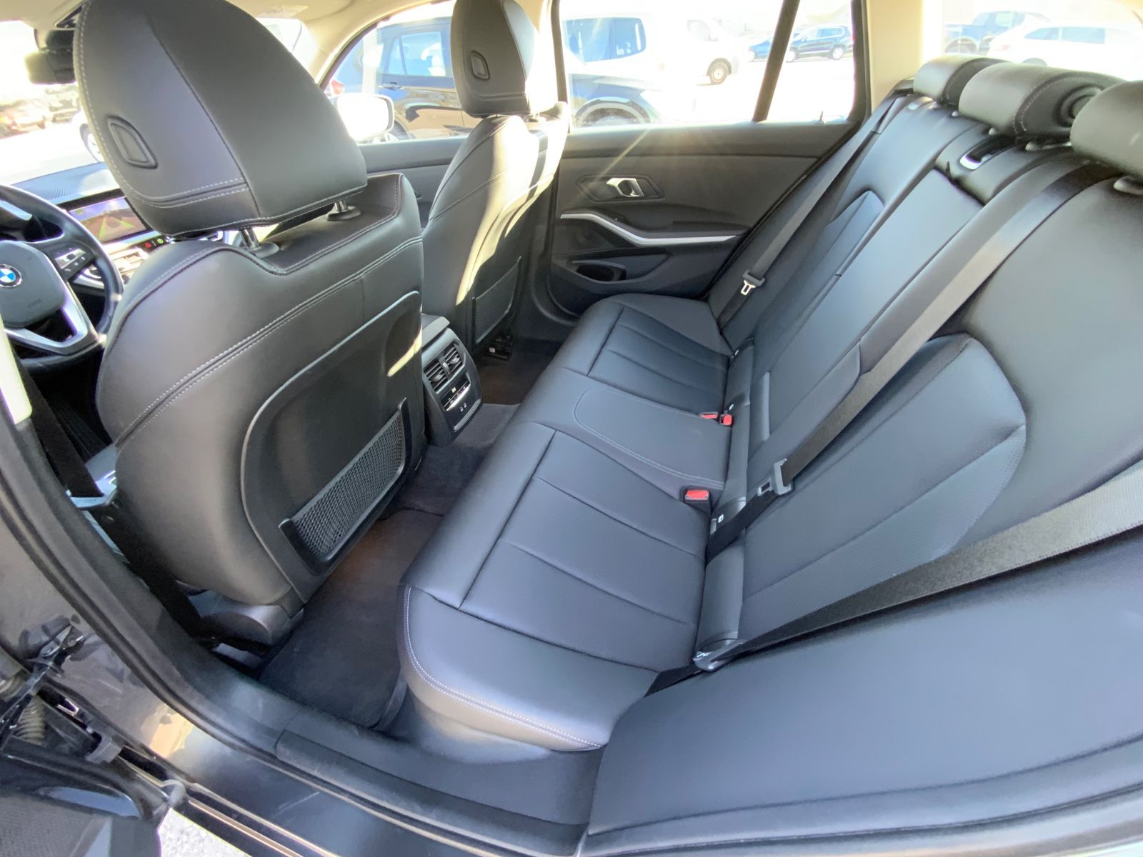 BMW 320d Touring xDrive/ Kamera/ Sport foto 10