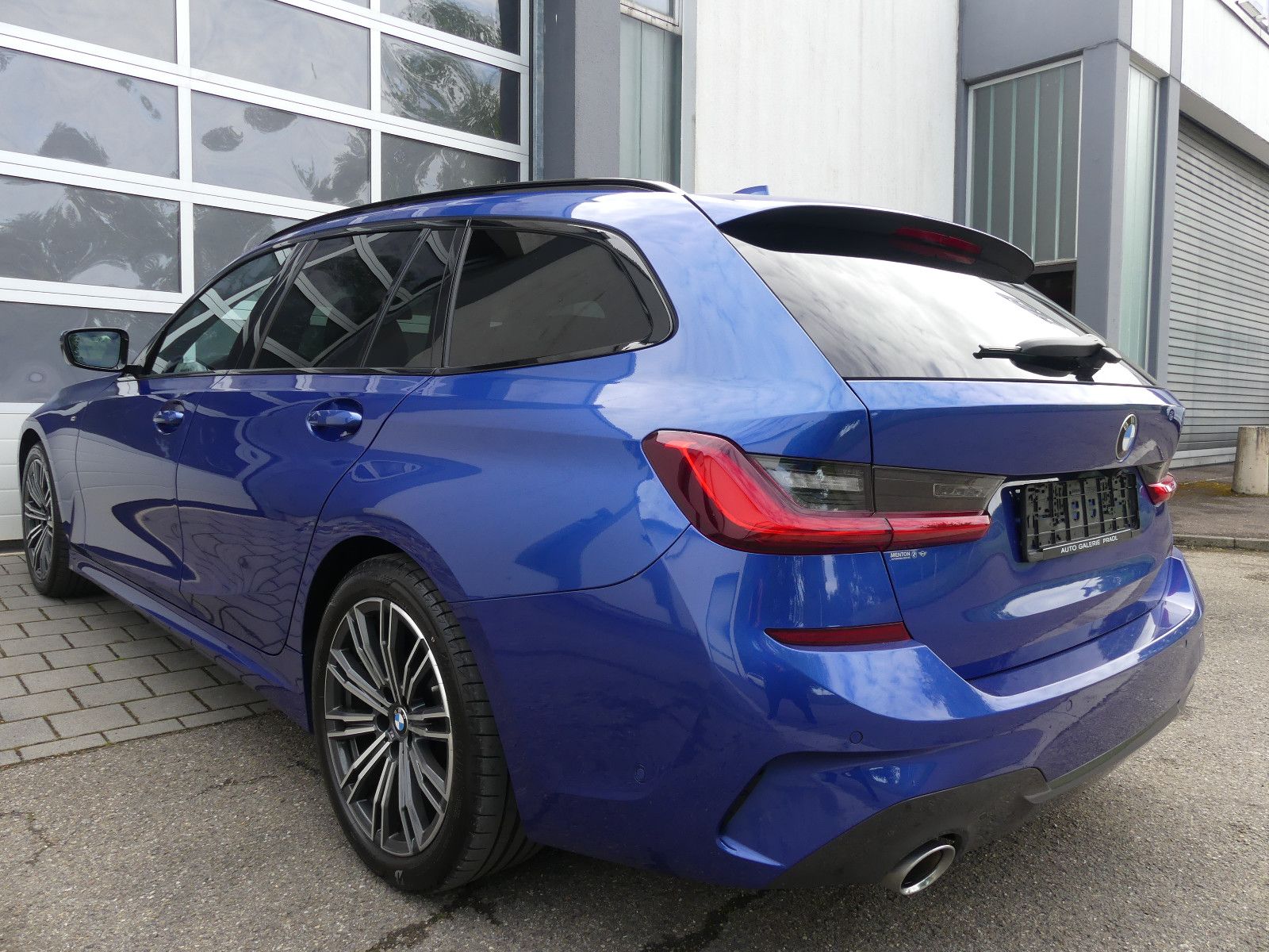 BMW 320d M Sport Touring Laser/Pano/Kamera/AHK/1.Hd foto 7