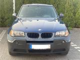 BMW X3 2.5i  - BMW X3 aus 2004: 2.5