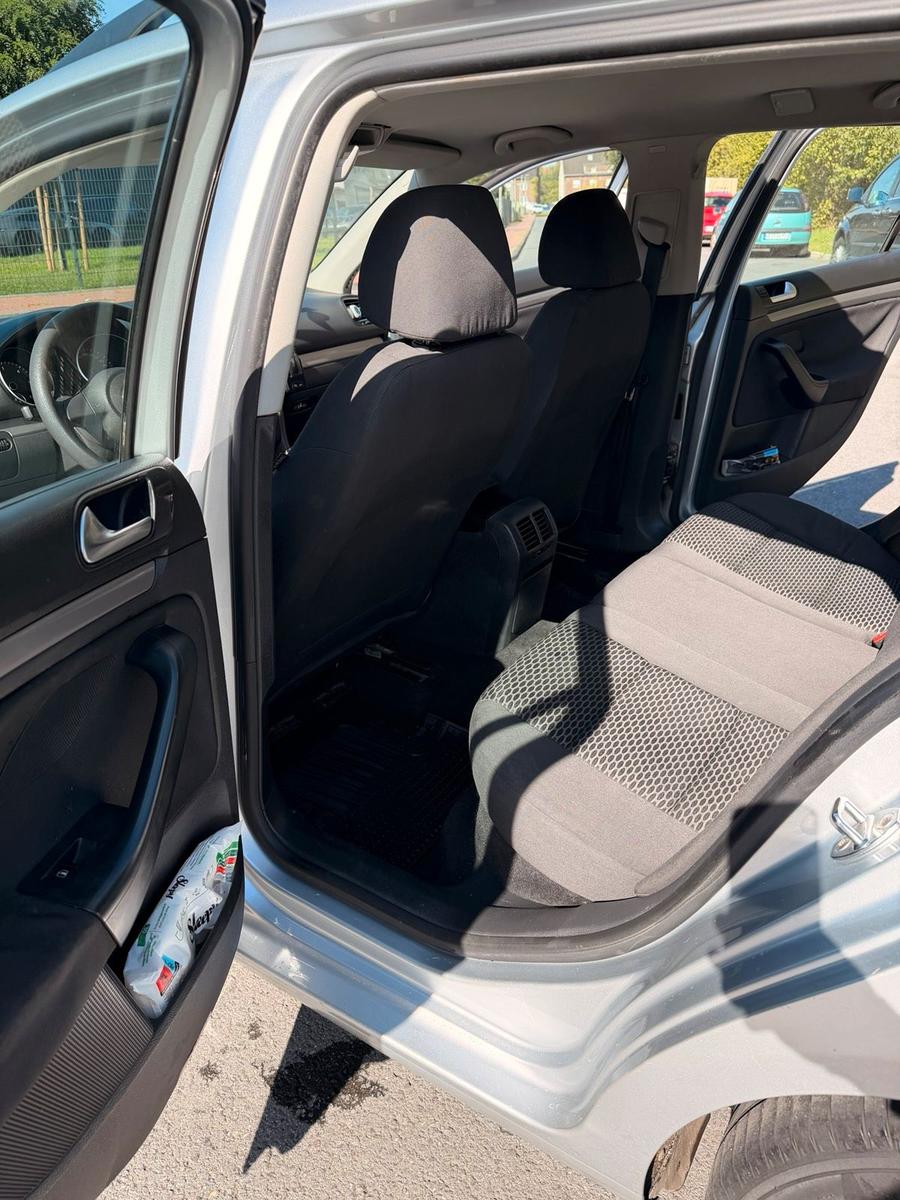 Volkswagen Golf 2010 — photo 13