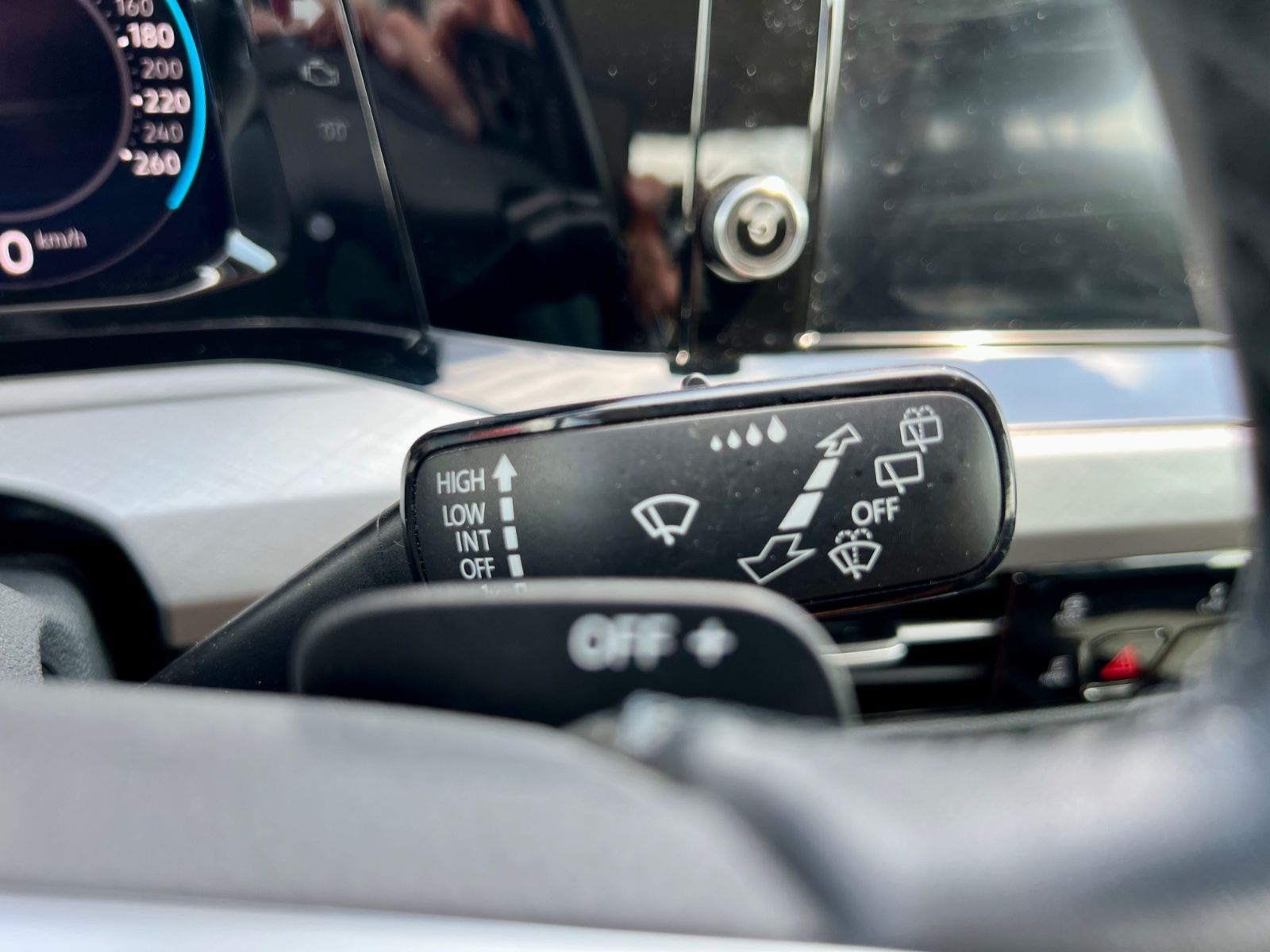 VW Golf VIII Variant Life AAC SHZ CARPLAY LED