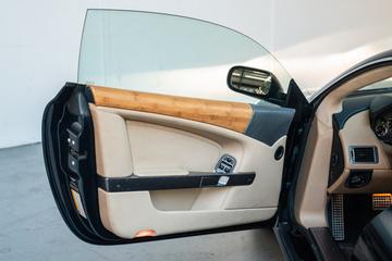 2004 Aston Martin DB9 缩略图 19