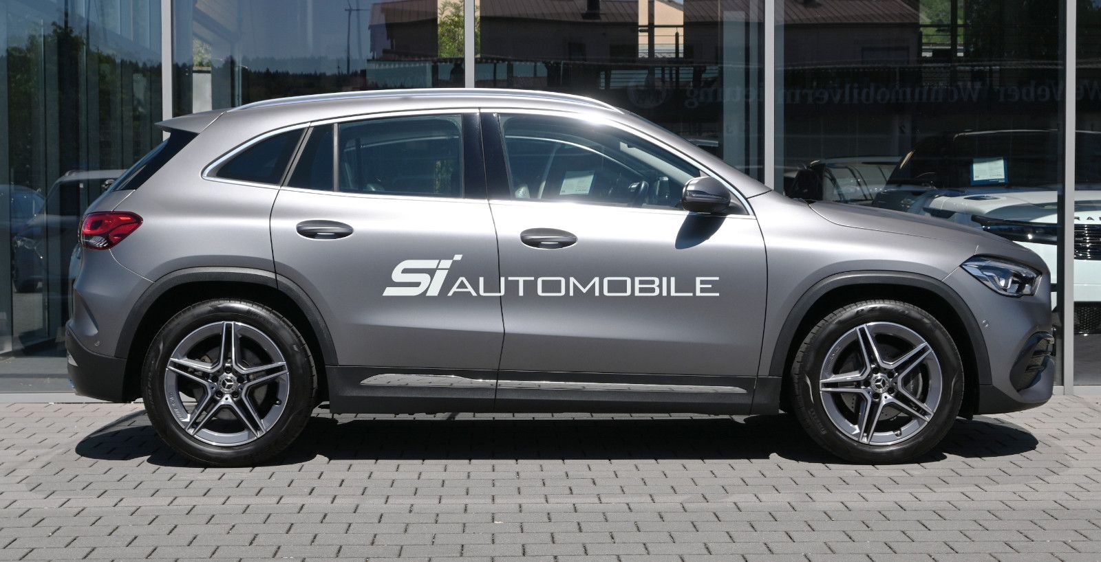 Fahrzeugabbildung Mercedes-Benz GLA 220 d 4M. AMG °ACC°AHK°STHZG°360°8x19-ZOLL°
