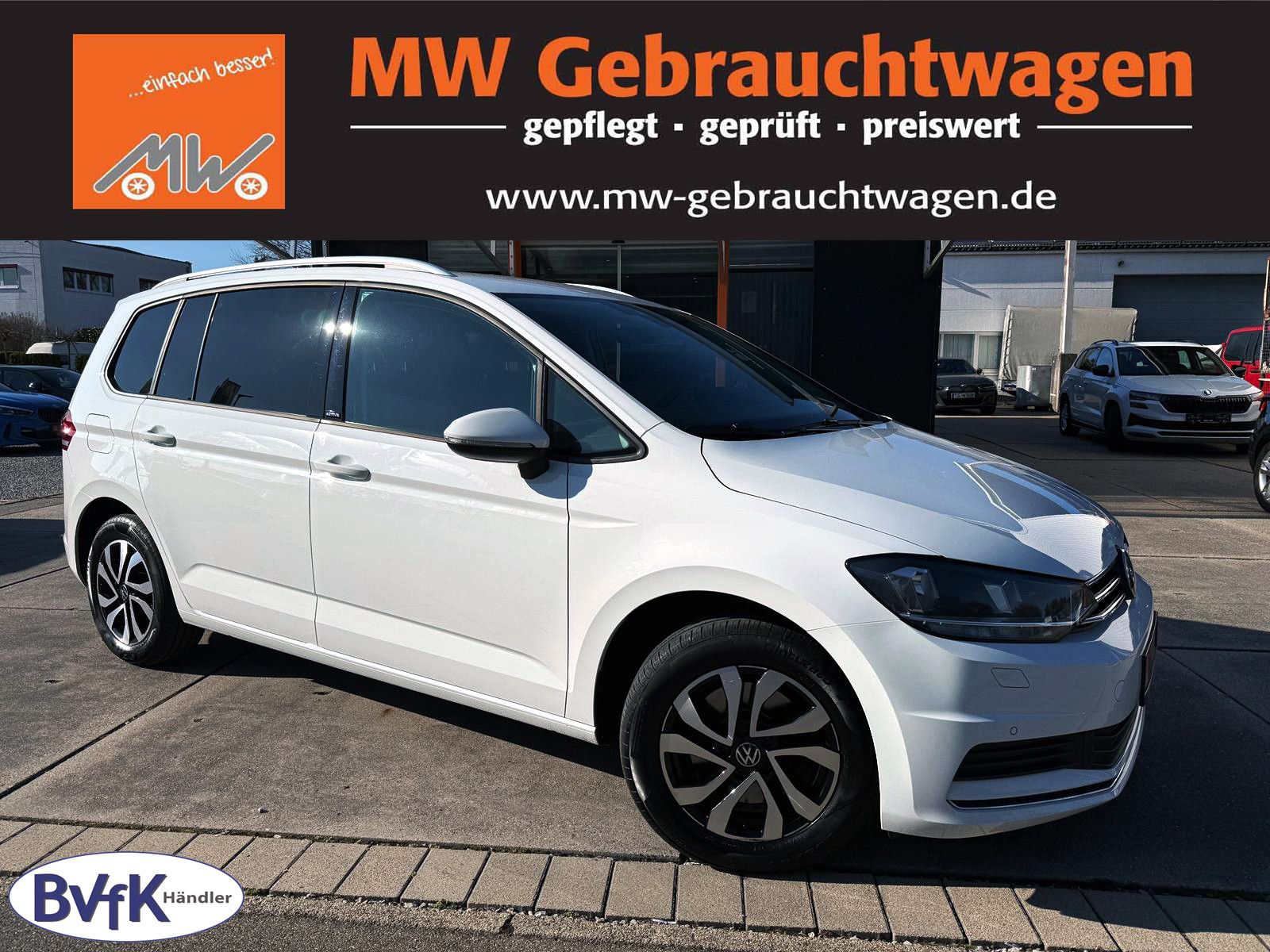 Fahrzeugabbildung Volkswagen Touran 1.5 TSI Active DSG ACC PDC KAM NAVI LED