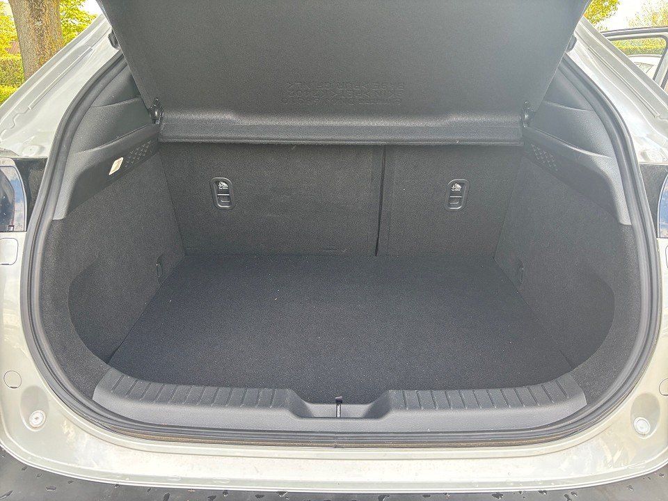 Fahrzeugabbildung Mazda MX-30 35,5 kWh ADVANTAGE MC