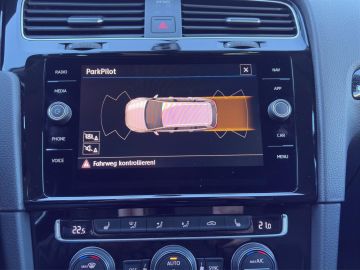 Volkswagen Golf VII Highline Navi*AAC*LED*ACC*Massage*SHZ*1