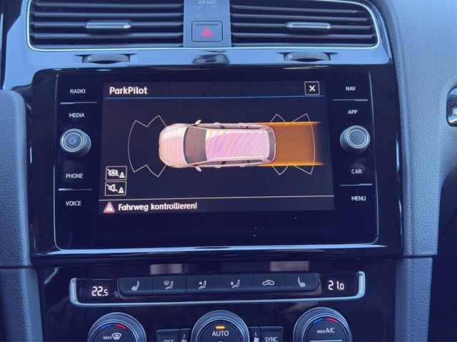 Volkswagen Golf VII Highline Navi*AAC*LED*ACC*Massage*SHZ*1