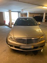 Mercedes-Benz Mercedes c180 Kompressor Benzin und LPG - Mercedes-Benz C-Class mit LPG-Antrieb