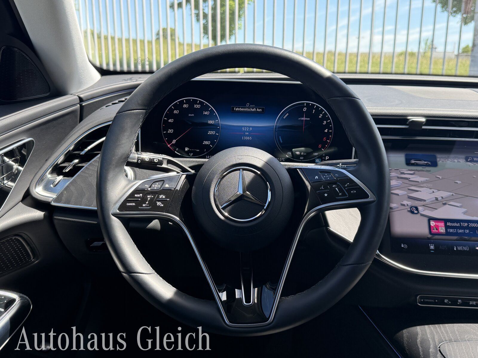 Fahrzeugabbildung Mercedes-Benz E 300 de Avantgarde Advanced Plus Distronic/Klim