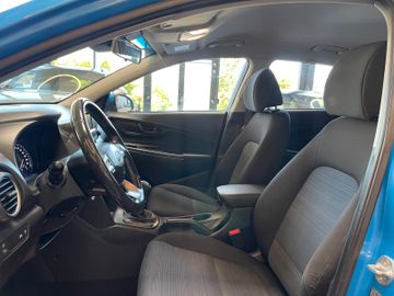 Hyundai Kona Select 2WD *1.HAND*KLIMA*TÜV 0627*TEMPOMAT