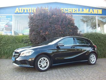 Fotografie Mercedes-Benz A 180 Style Alu Klima PDC+Kam+Parkassi SHZ Navi