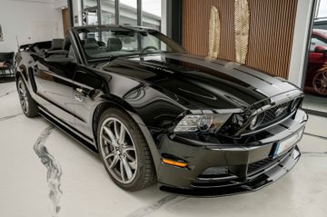Ford Mustang - 3