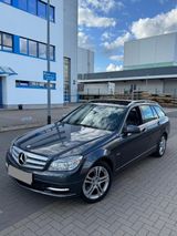 Mercedes-Benz Mercedes C350 4Matic * 2 Jahre Tüv* Navi *... - Mercedes-Benz C 350 in Duisburg