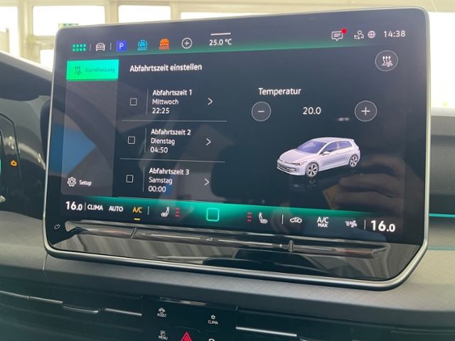 Fahrzeugabbildung Volkswagen Golf 1.5 TSI LIFE NAVI STANDHZG GJR