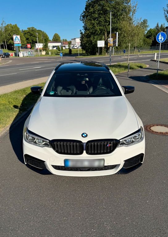 Image of BMW 540