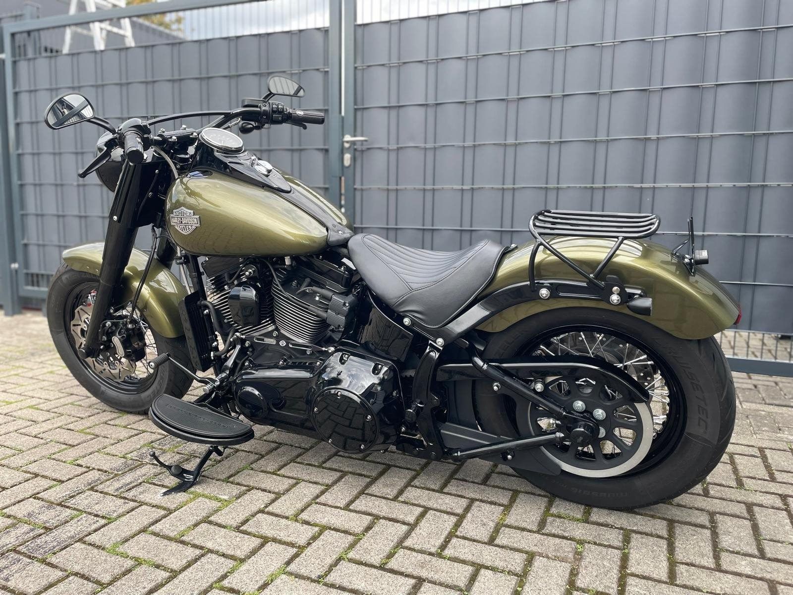 Fahrzeugabbildung Harley-Davidson Softail Slim FLS G&R 1920ccm Spezialumbau
