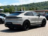 Porsche Cayenne Coupe Turbo E-Hybrid mit GT-Paket - Porsche Cayenne mit Hybrid-Antrieb: Grau, Geländewagen