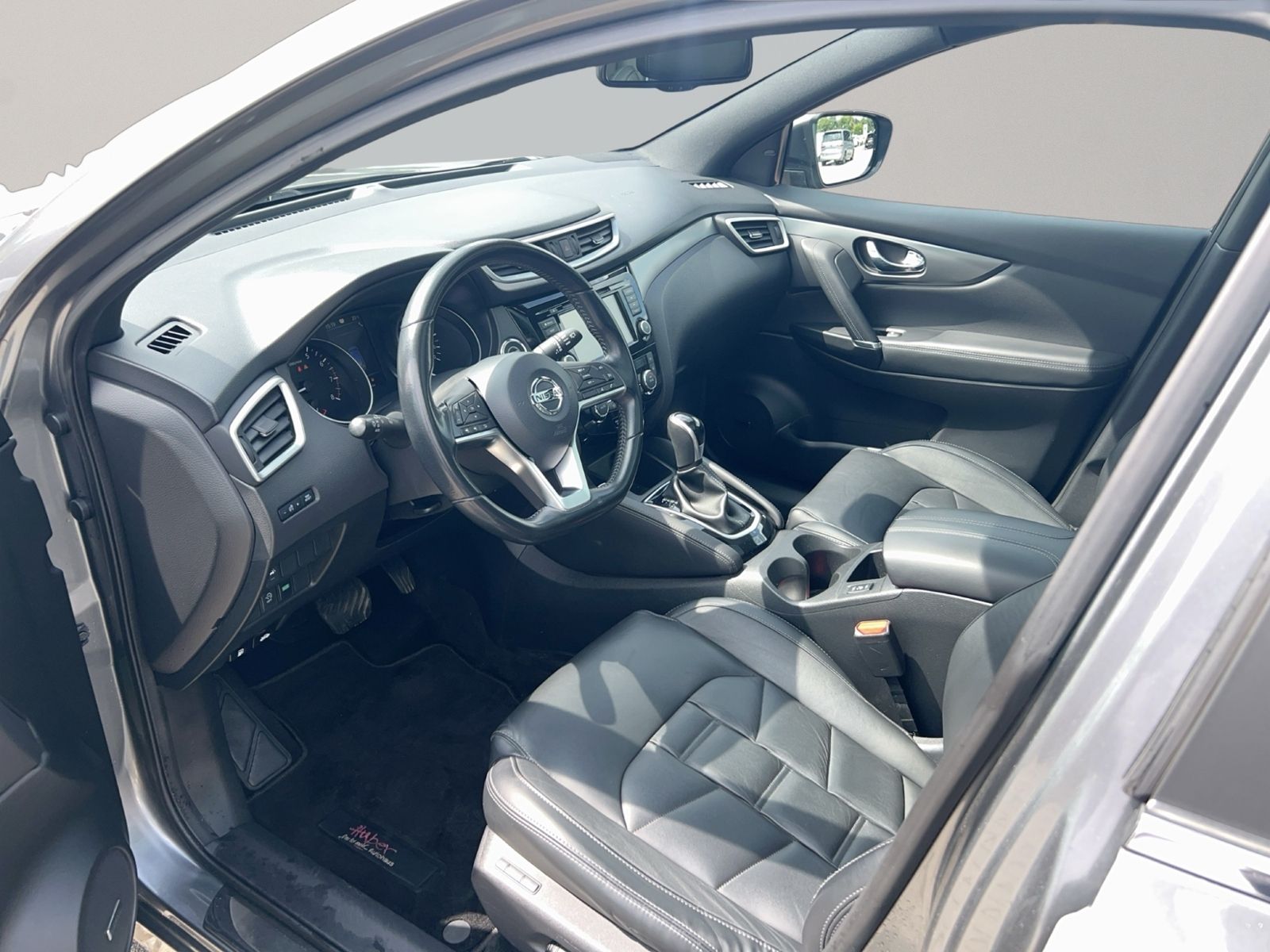 Qashqai 1.3 DIG-T 117 kW Tekna 4x2, Leder, Bose,