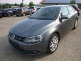 Volkswagen Jetta VI Highline *Navi/AHK/Sitzheizung/PDC* - Volkswagen Jetta: Highline