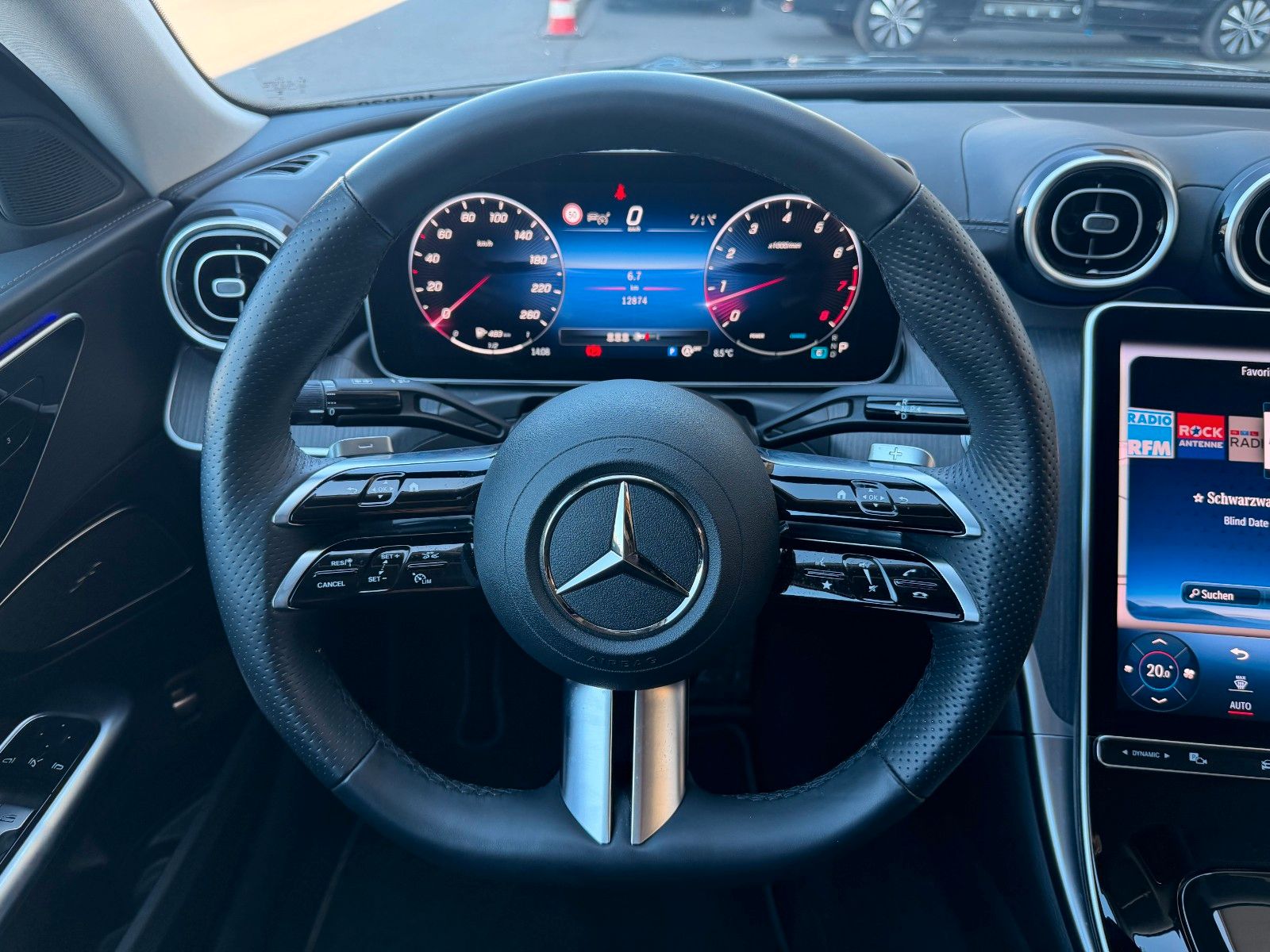 Fahrzeugabbildung Mercedes-Benz C 200 AMG+Memory