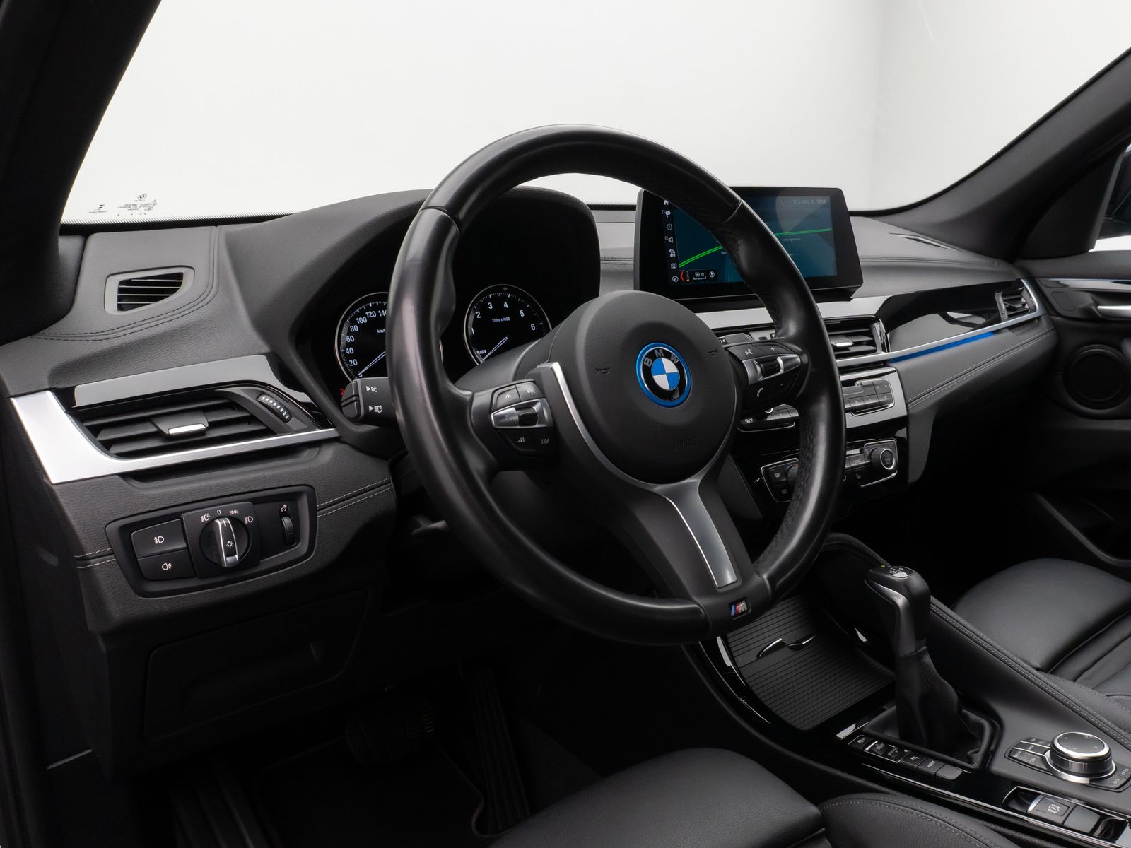 Fahrzeugabbildung BMW X1 xD25e Sport Line Kamera HUD DAB Komfort Navi+