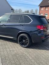 BMW X5 M50 M50d Soft Close 360`Head up Voll - BMW X5 M50 aus 2014