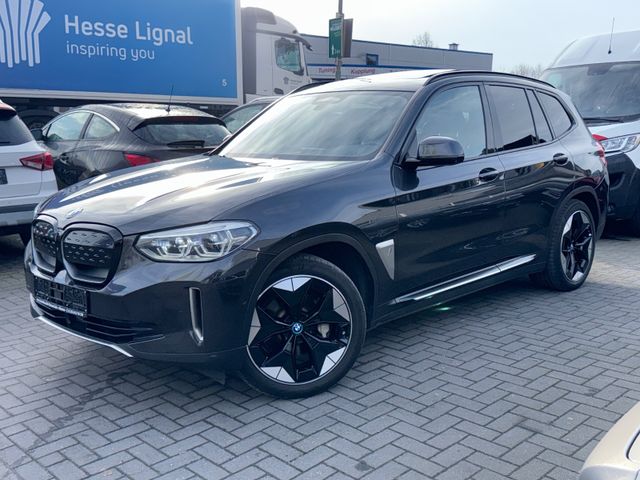 BMW iX3 Impressive/LED/HUD/Panoramadach/