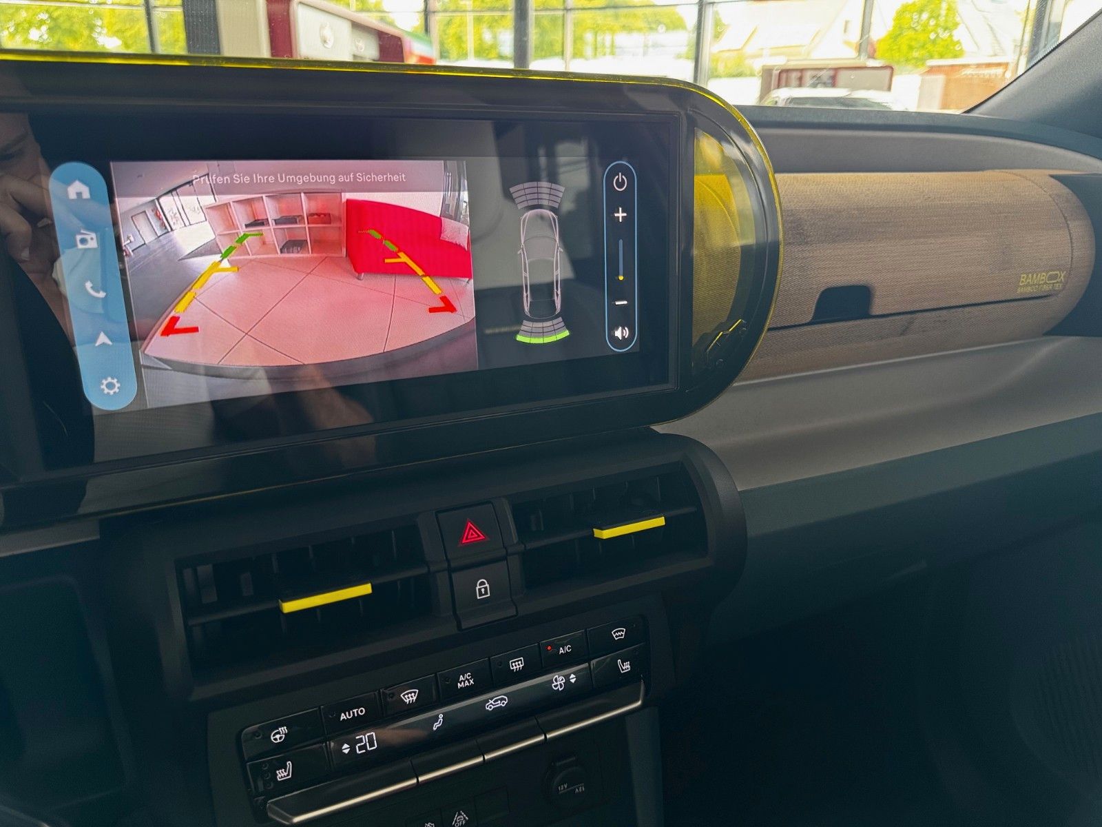 Fahrzeugabbildung Fiat Grande Panda La Prima 44 kWh Navi Sitzheizung