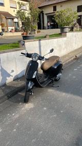 Vespa Primavera 50cc 2T inkl 2 originale Vespa H - 50CC