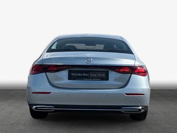 Mercedes E 200 - 5