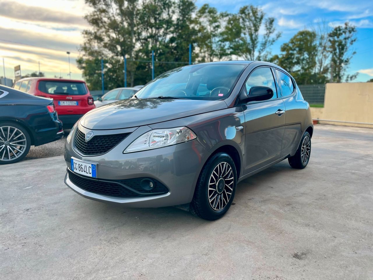 LANCIA Ypsilon