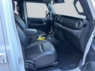 Jeep Wrangler - 12