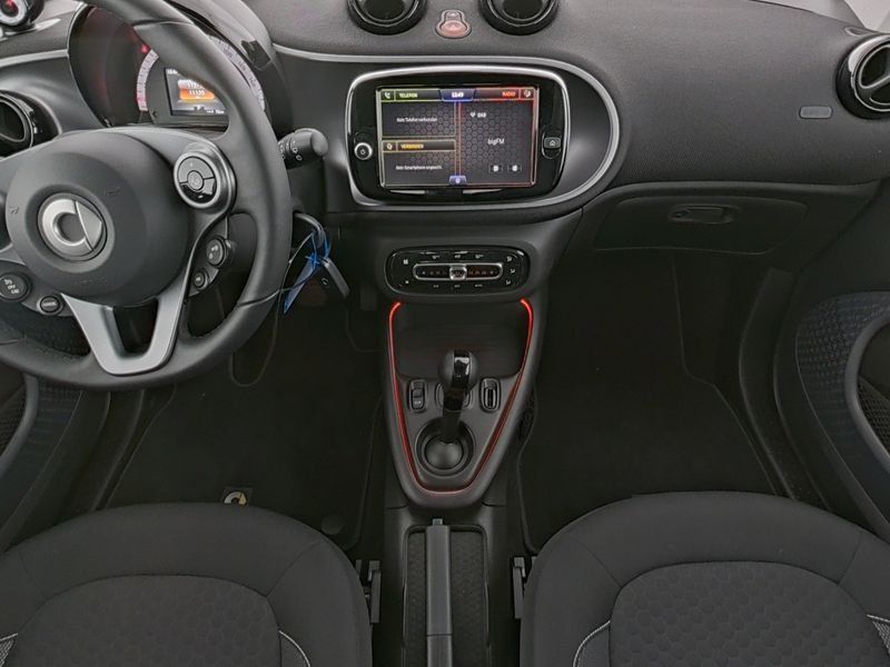 Fahrzeugabbildung Smart smart EQ fortwo Exclusive*Pano*LED*Kamera*22kW*