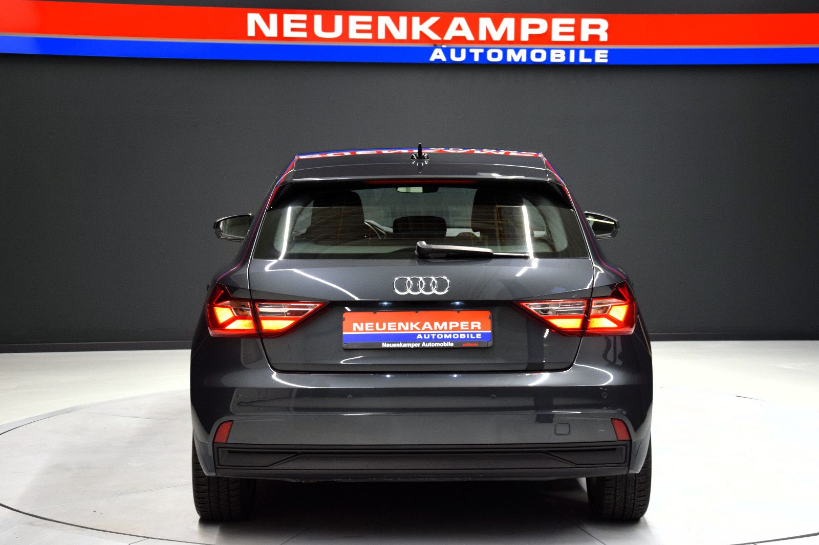 Fahrzeugabbildung Audi A1 Sportback 30 TFSI Virtual  DAB Temp Navi PDC