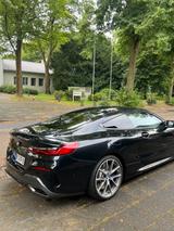 BMW M850i xDrive Coupé - - BMW M850: Coupe
