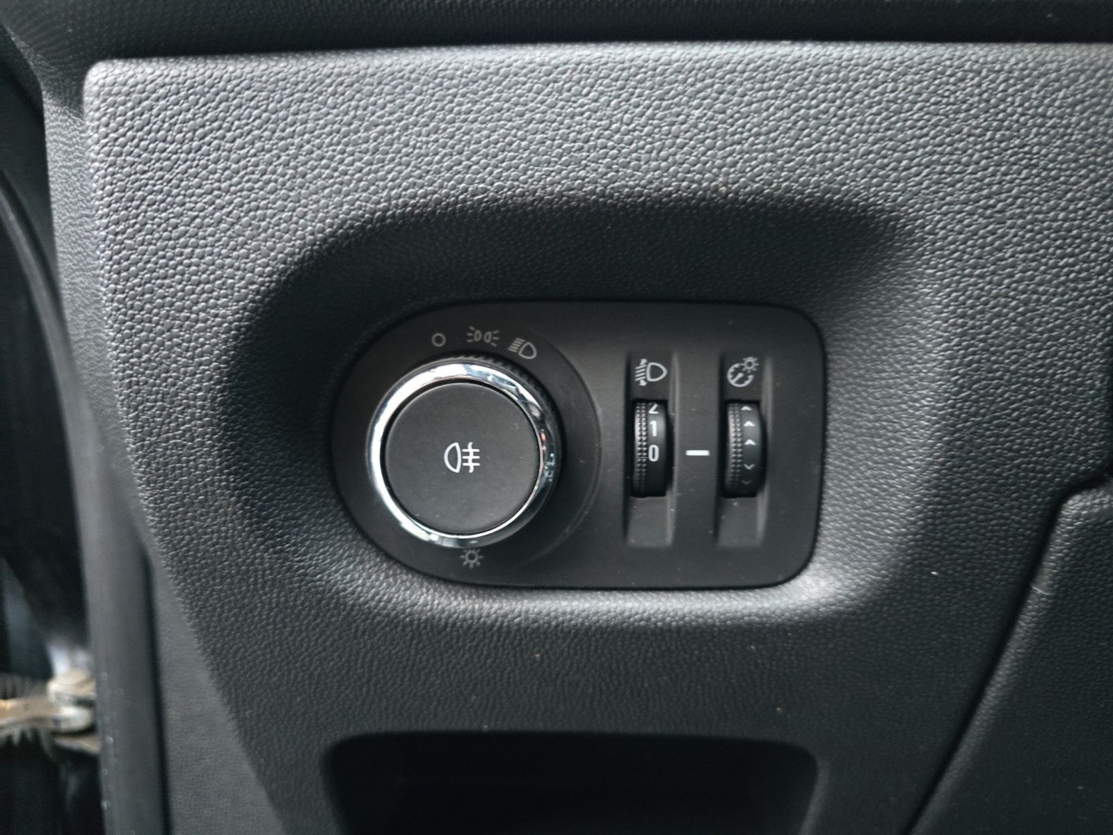 Fahrzeugabbildung Opel Corsa D Energy+Tempomat+SHZ+HU +Service NEU