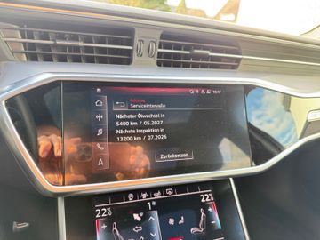 Audi A6 - 6