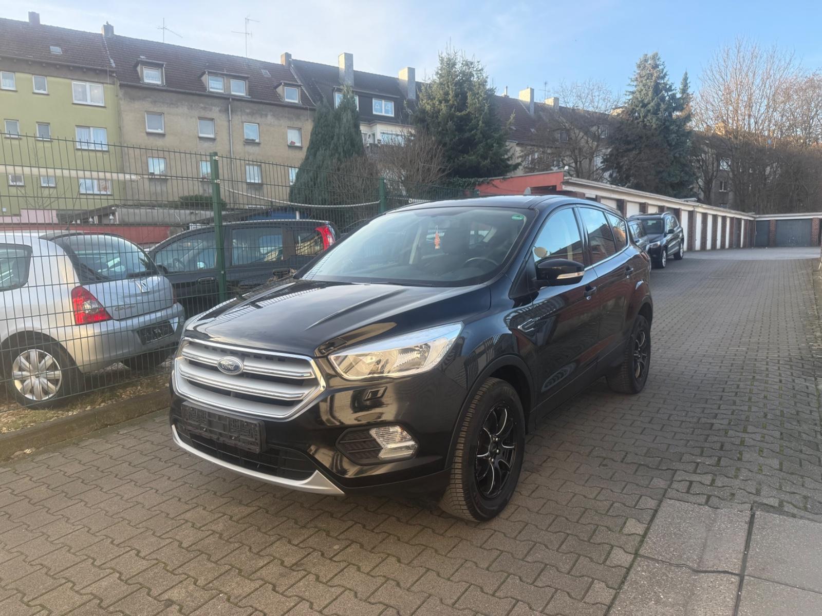 Ford Kuga Trend TÜV NEU* 2.HAND S.HEFT