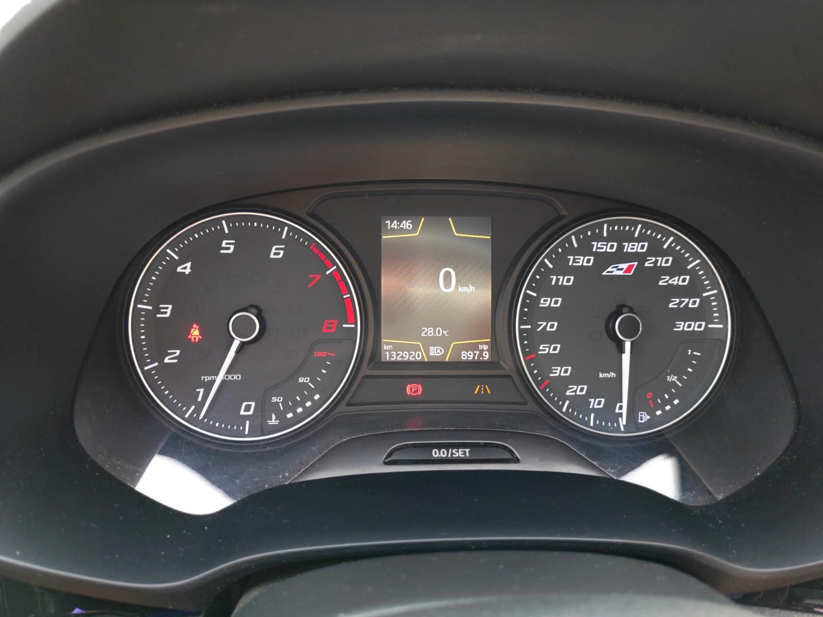 Seat Cupra 300 | Handschalter | Panorama | ACC | HU