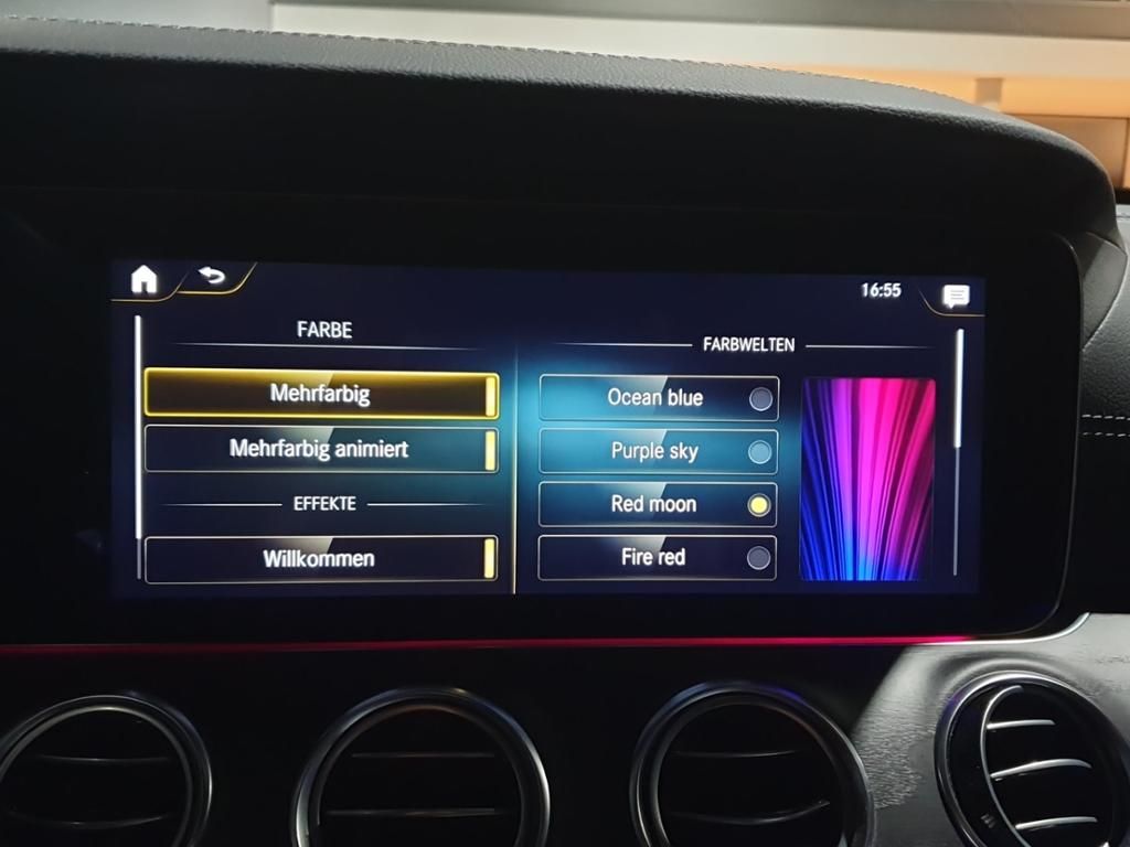 Fahrzeugabbildung Mercedes-Benz E 300 e T-Modell LED*HUD*Nav*MEMORY*Pano*PDC*360