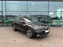 Fahrzeugabbildung Volkswagen Tiguan 2.0 TDI 4MOTION R-Line Pano AHK Stndhzn