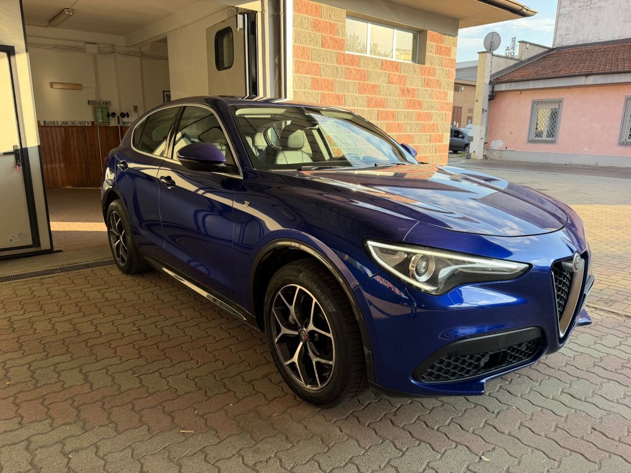 Alfa Romeo Stelvio 2.2 Turbodiesel 210 CV AT8 Q4 imagem 2