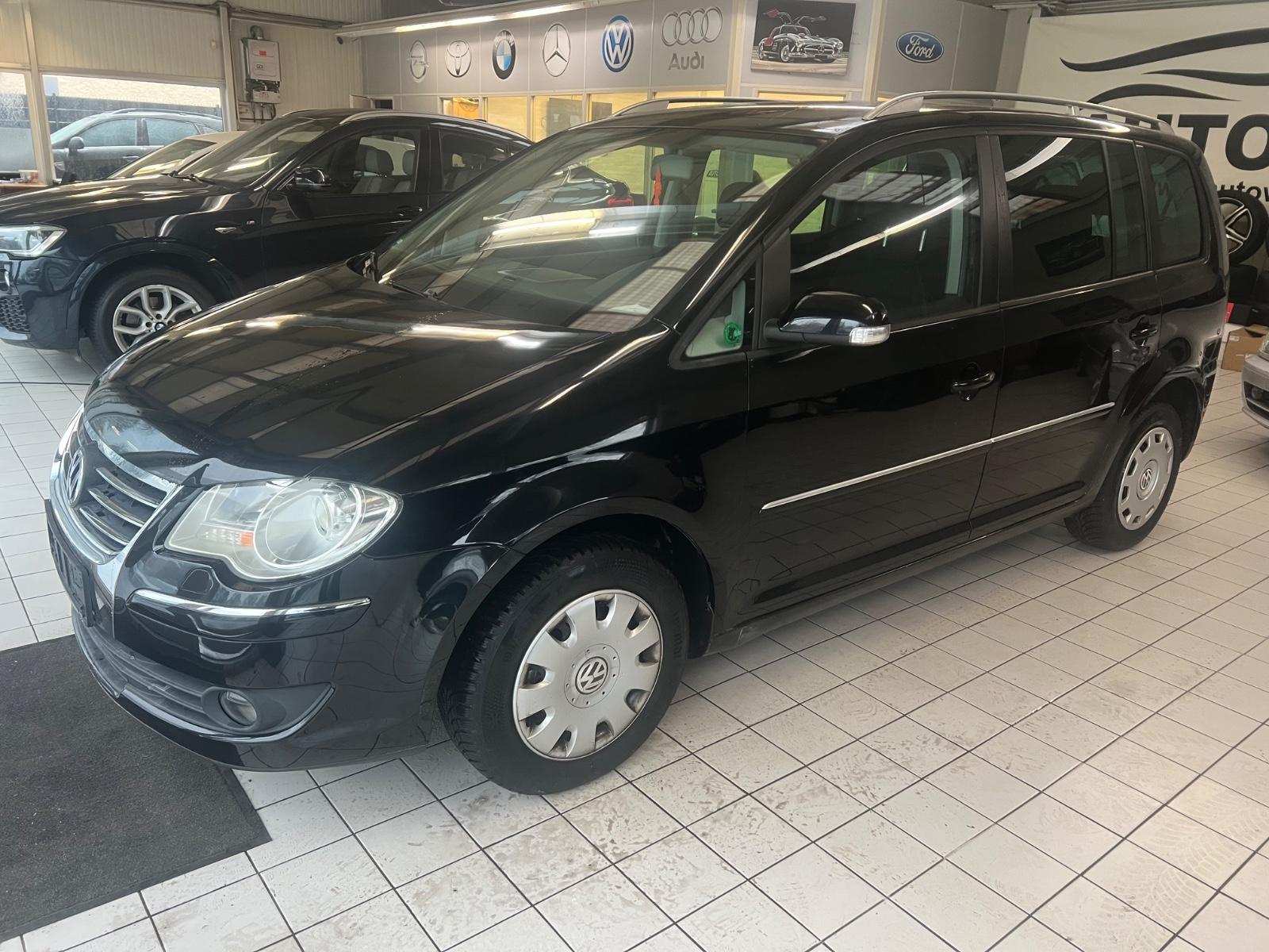 Volkswagen Touran Highline*7-Sitz*TÜVneu*Klima*AHK*