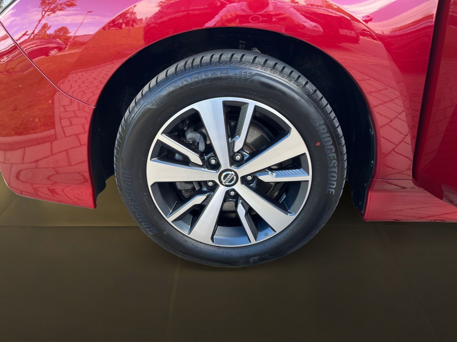 Fahrzeugabbildung Nissan Leaf 40KW/h - Acenta - 360°Kamera; SOH95%