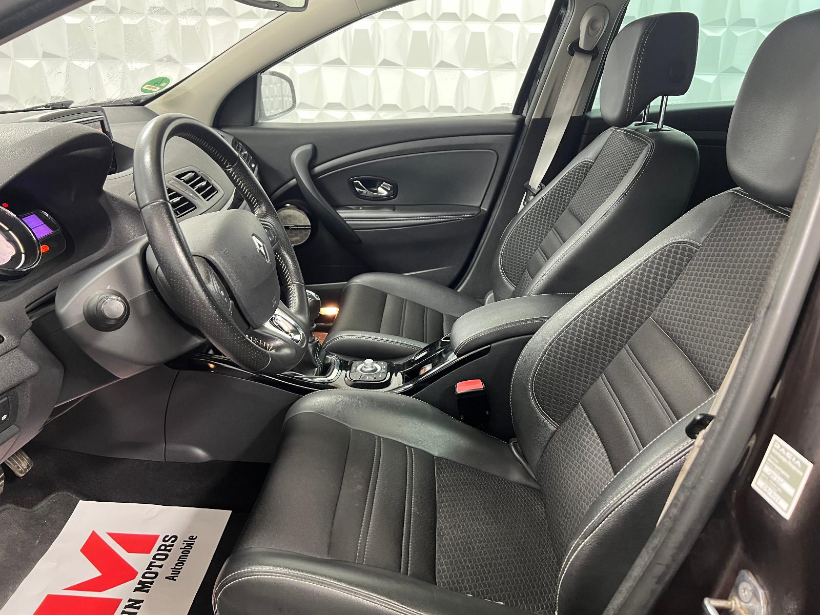 Renault Megane 2015 — photo 15