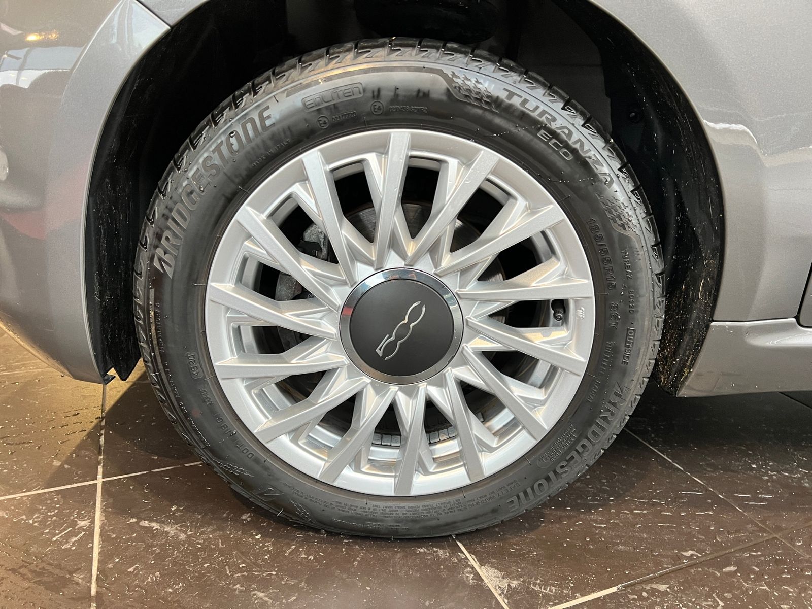 Fahrzeugabbildung Fiat 500C Cabrio Lounge KLIMA NAV GRA PDC ALU