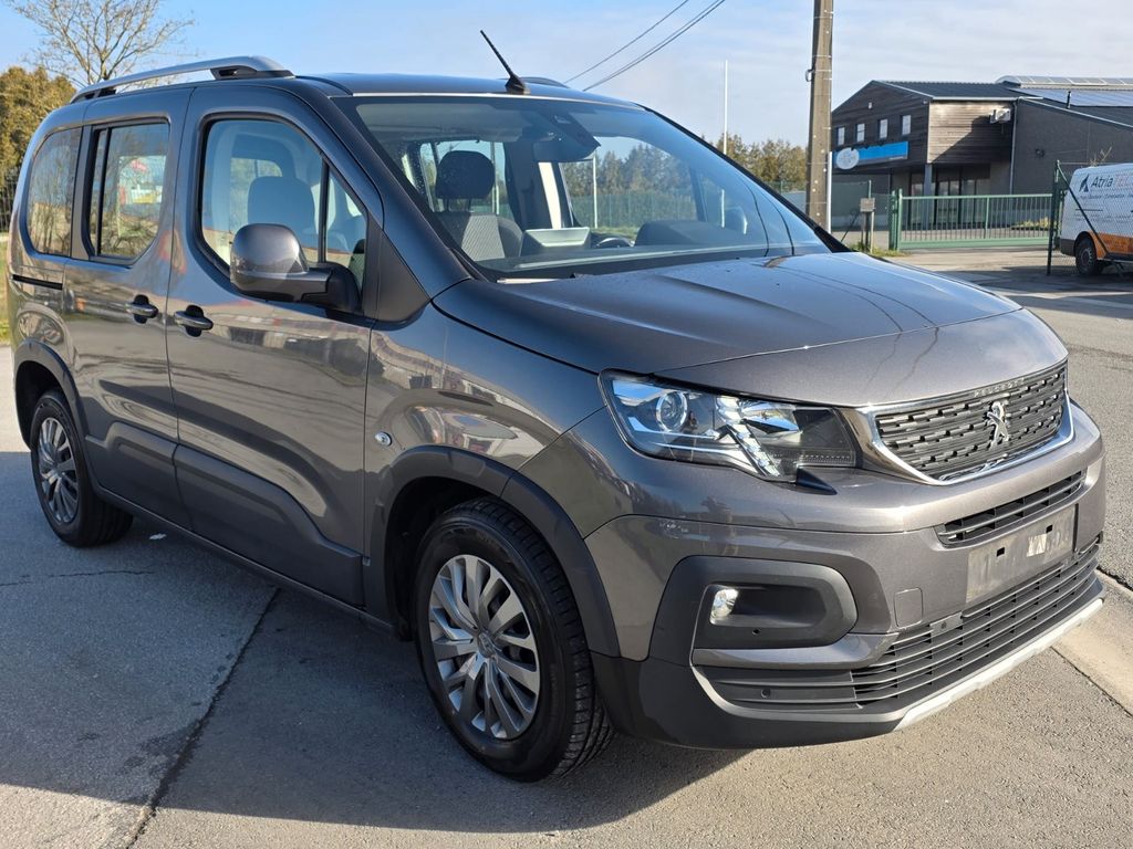 Image of Peugeot Rifter