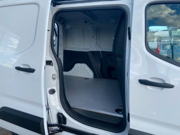 Toyota Proace City - 11